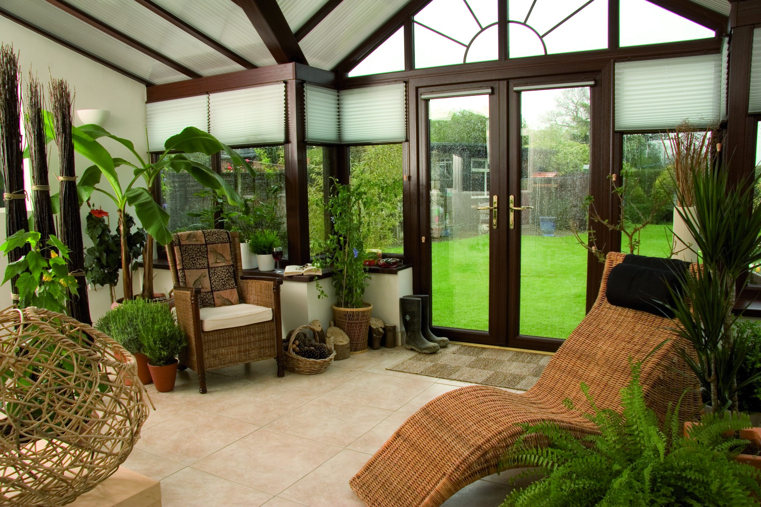 Rosewood conservatory with gable